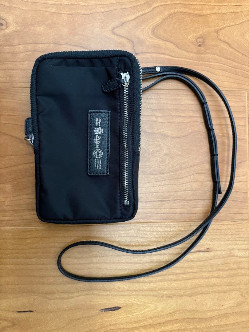 【新品】フェリージ 財布 ネックウォレット ブラック