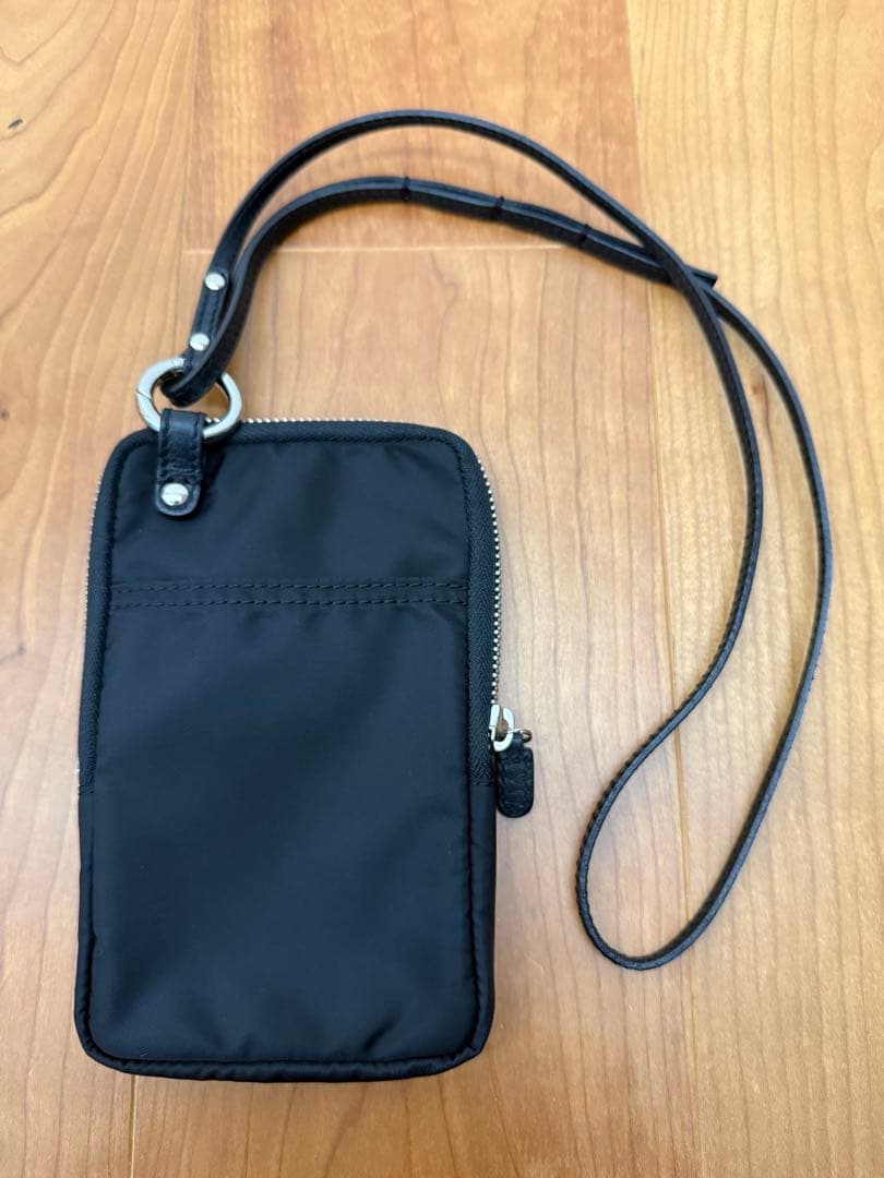 【新品】フェリージ 財布 ネックウォレット ブラック