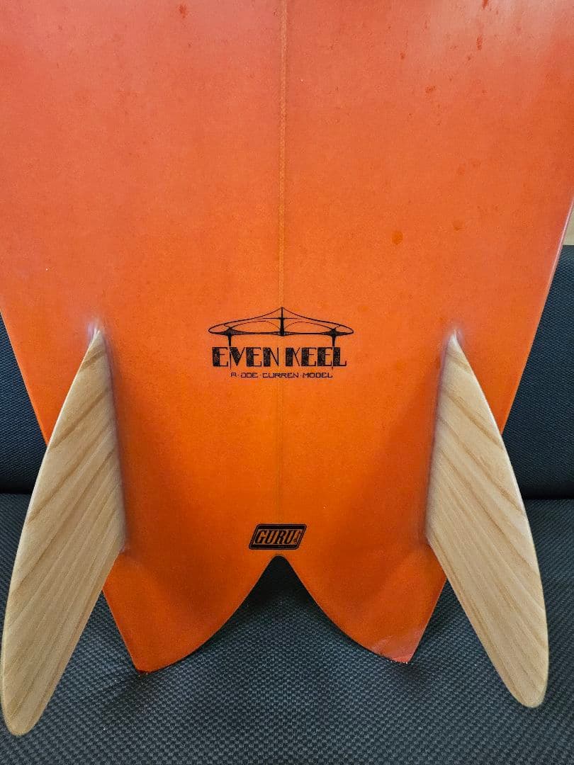 Channel s ツインフィン イーブンキール