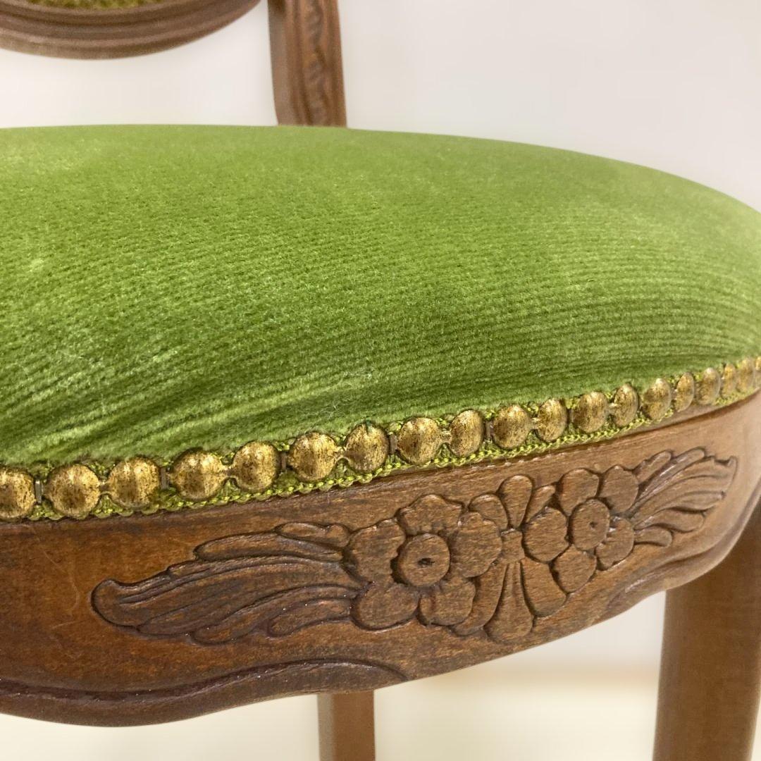 イタリア　アンティーク調 　猫脚　チェア　椅子　ロココ調 　鋲打