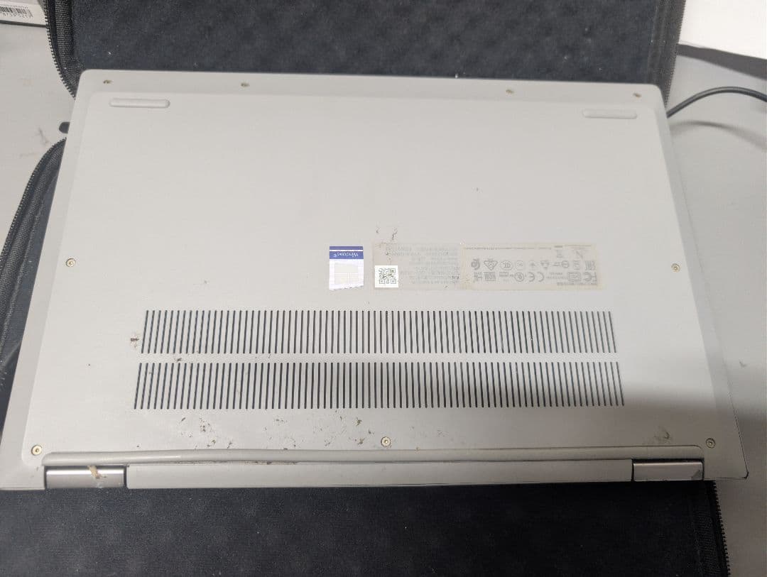 ず*ぱ様 ジャンク品ーLenovo ノートPC グレー 画面ひび割れあり