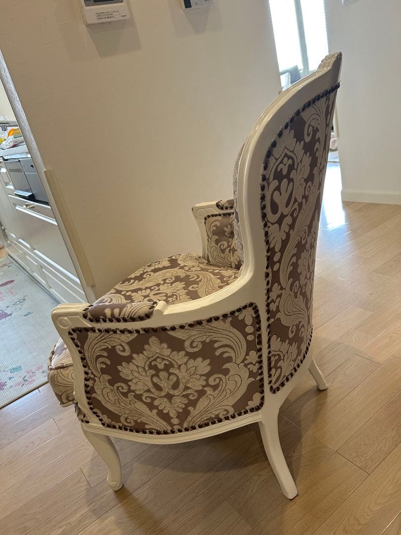 【値下げ】ロココ調　1人用ソファー　アンティーク　ピンクダマスク　椅子　北欧風