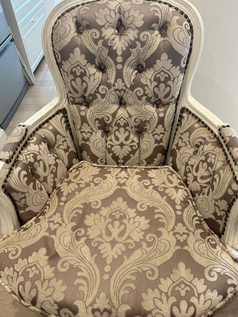 【値下げ】ロココ調　1人用ソファー　アンティーク　ピンクダマスク　椅子　北欧風