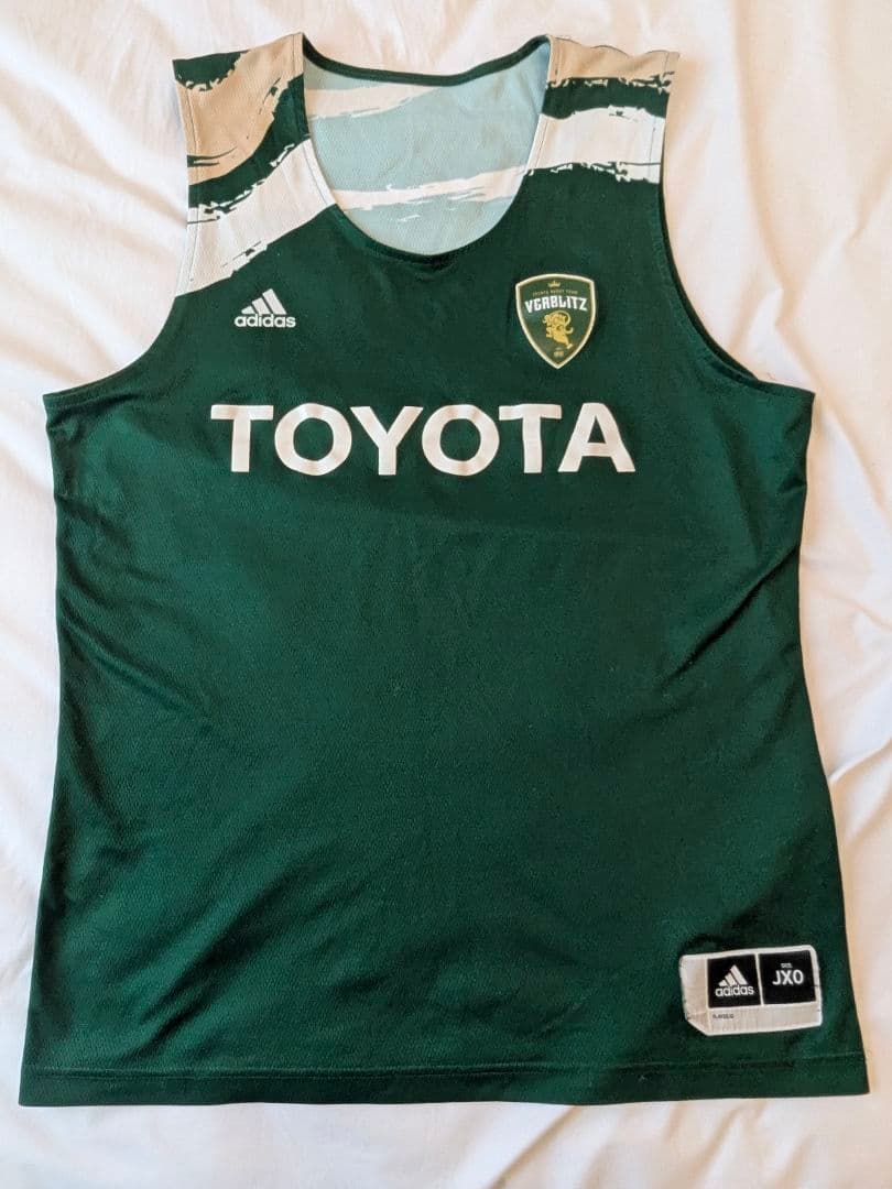 ★ラスト1点★　トヨタヴェルブリッツ　関係者支給タンクトップ（XO）