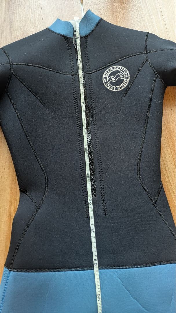 BILLABONG フルスーツ　フロントジップ