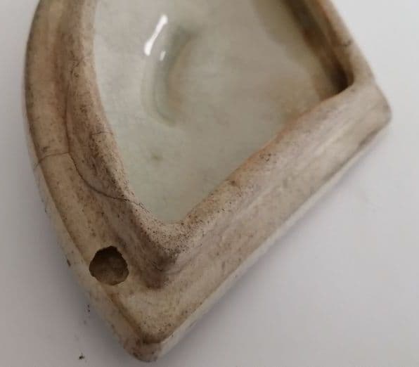 焼物　扇形小物入れ