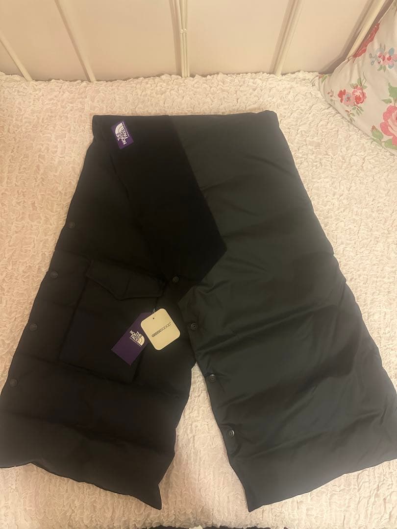 【新品未使用】THE NORTH FACE パープルレーベル　ダウンケープ