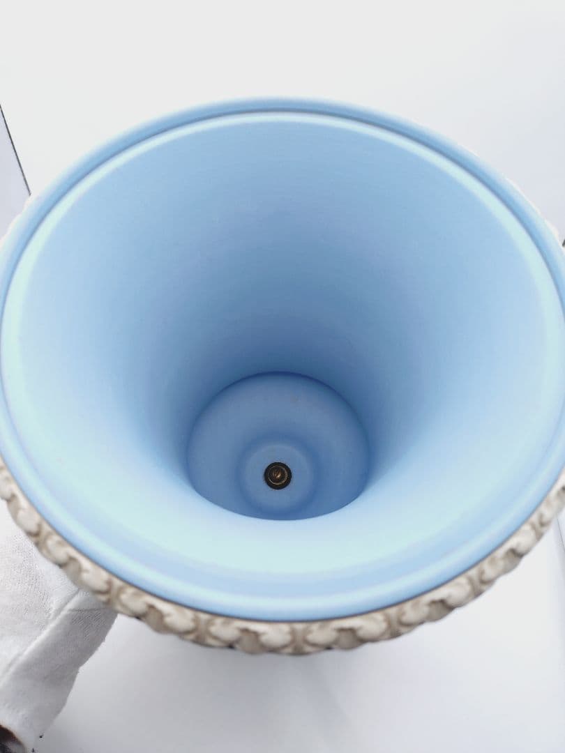 4-475ウェッジウッド　ジャスパー　花瓶　フラワーベース　飾り壺　アンティーク