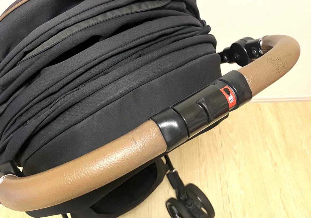 ✨1200台限定モデル✨Aprica ラクーナビッテクッション ブラック 黒