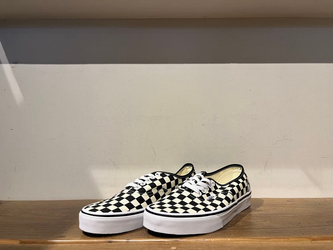 VANS AUTHENTIC checker 黒白 US正規品 赤箱 26.5