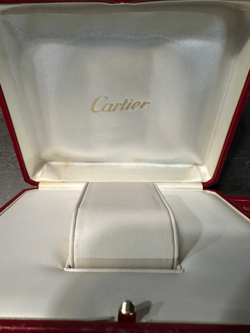 カルティエ　Cartier タンク　バスキュラント