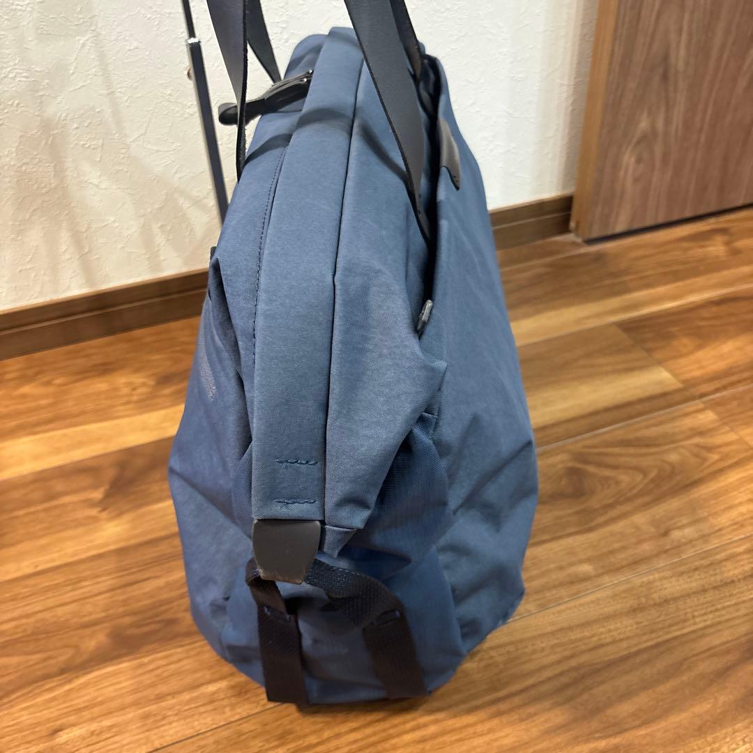 【美品】Bellroy Flightバッグ 大容量 ボストン 軽量 クラムシェル