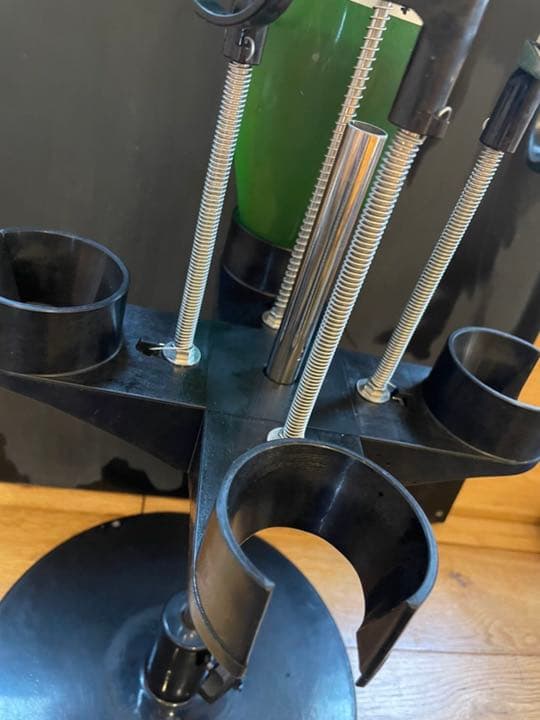 一升瓶用メジャー 4本用スタンドタイプ　日本酒