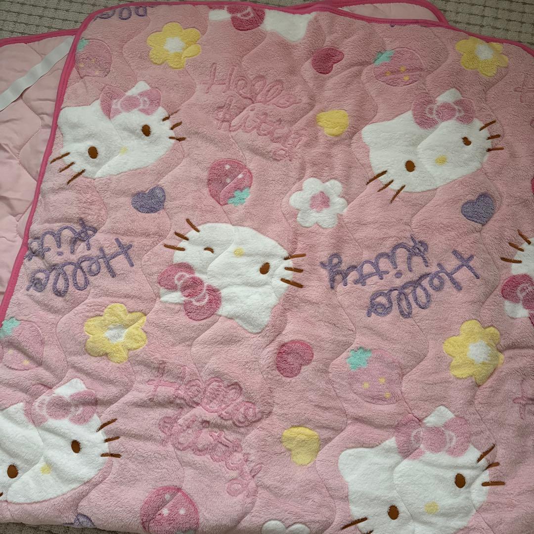 ハローキティ 敷きパッド シングルサイズ