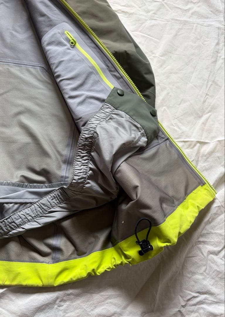 Arc’teryx sentinel lt jacket gore-tex