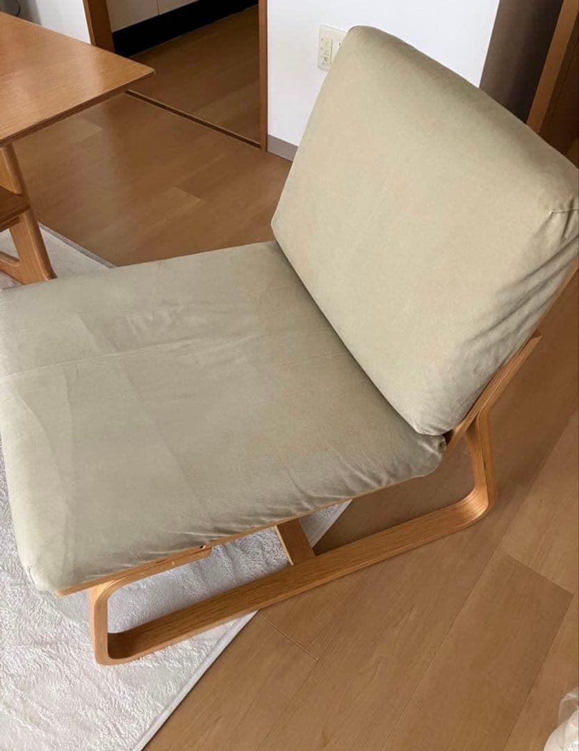 リビングでもダイニングでも使えるチェア