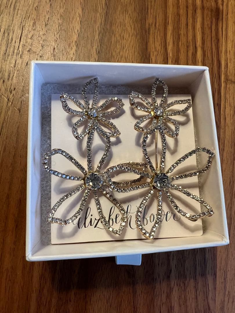 エリザベスバウアー　Pavet Dublet ゴールド　ピアス　美品