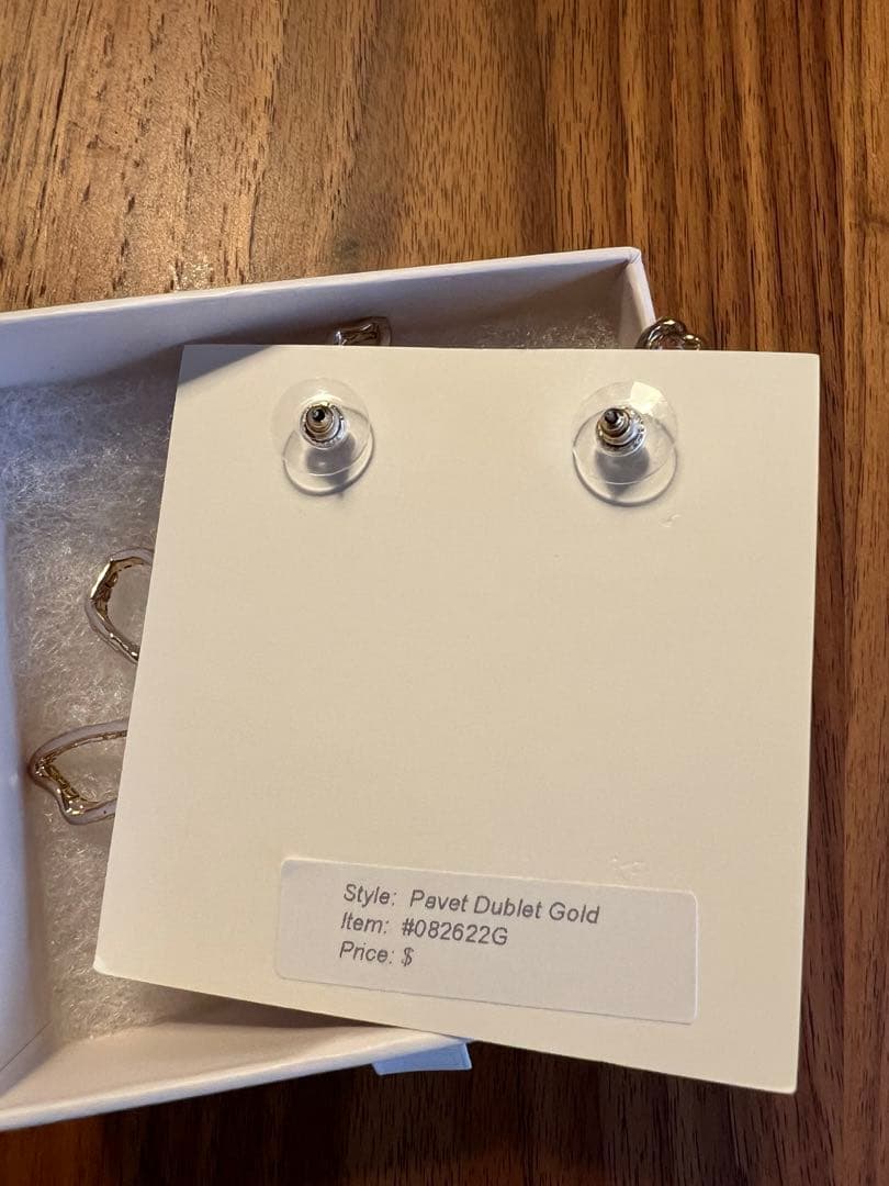 エリザベスバウアー　Pavet Dublet ゴールド　ピアス　美品