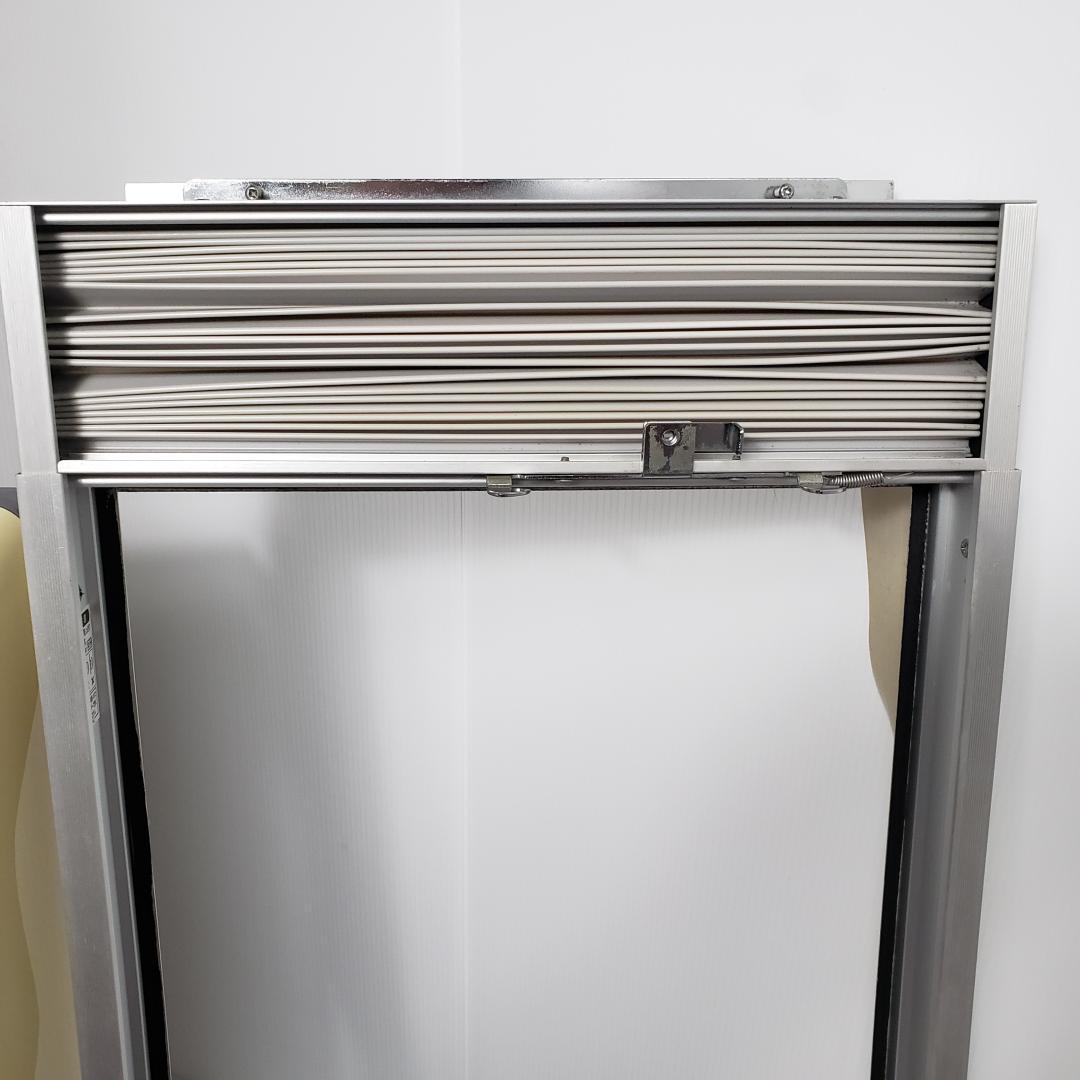 コイズミ 窓用エアコン ウインド　年式不明 動作確認済み