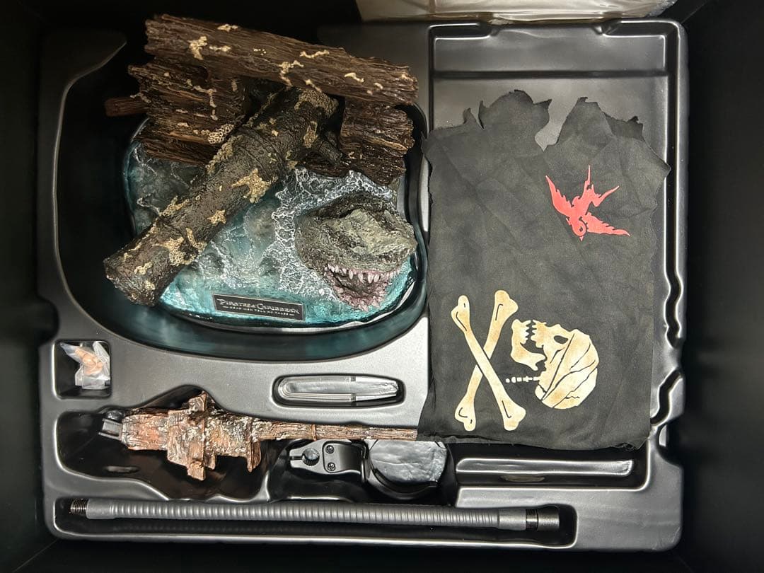 ジャック・スパロウ 1/6スケール フィギュア ホットトイズ