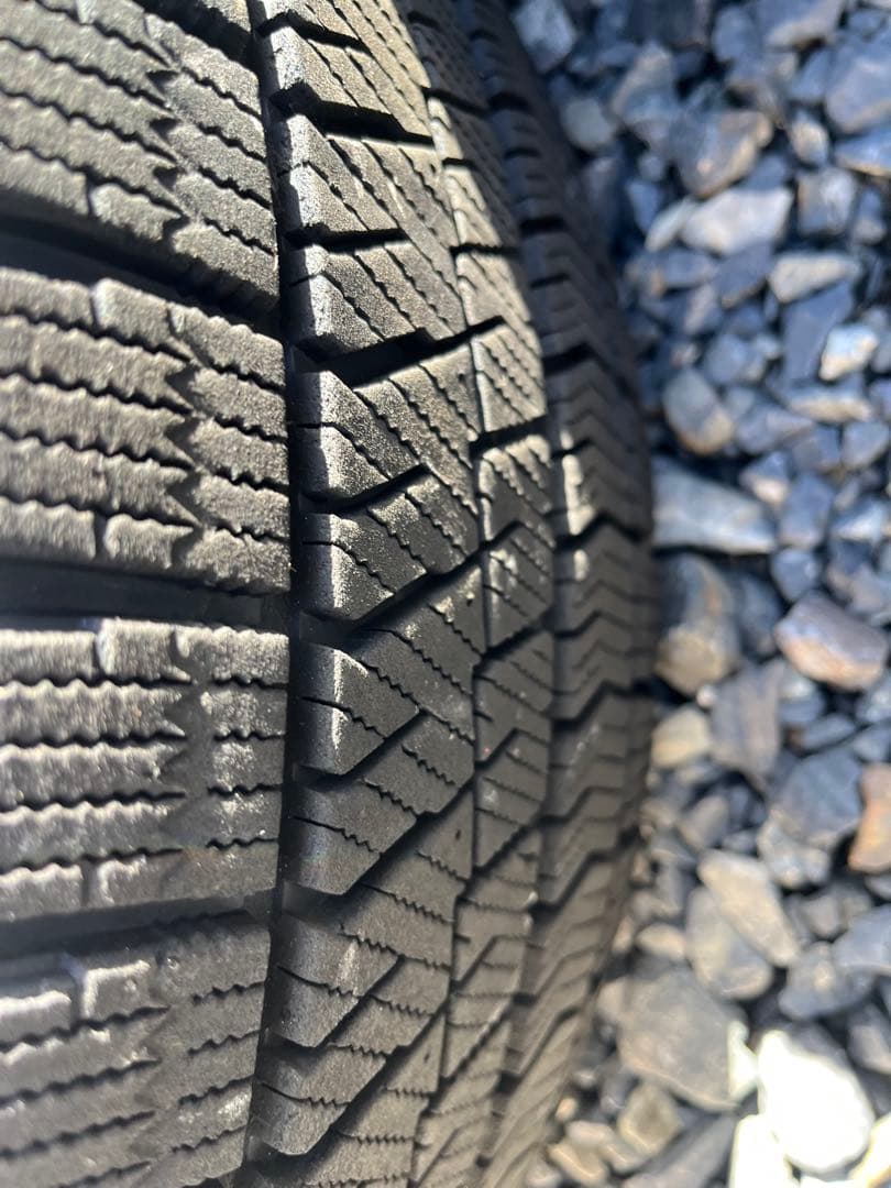 ブリヂストン　205/55r16 22年式　タイヤ4本