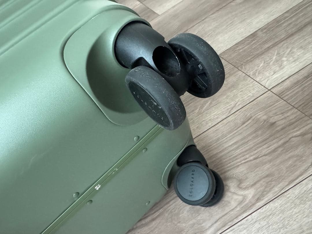 SOLGAARD Trunk Closet -M　中型 60L　時短スーツケース