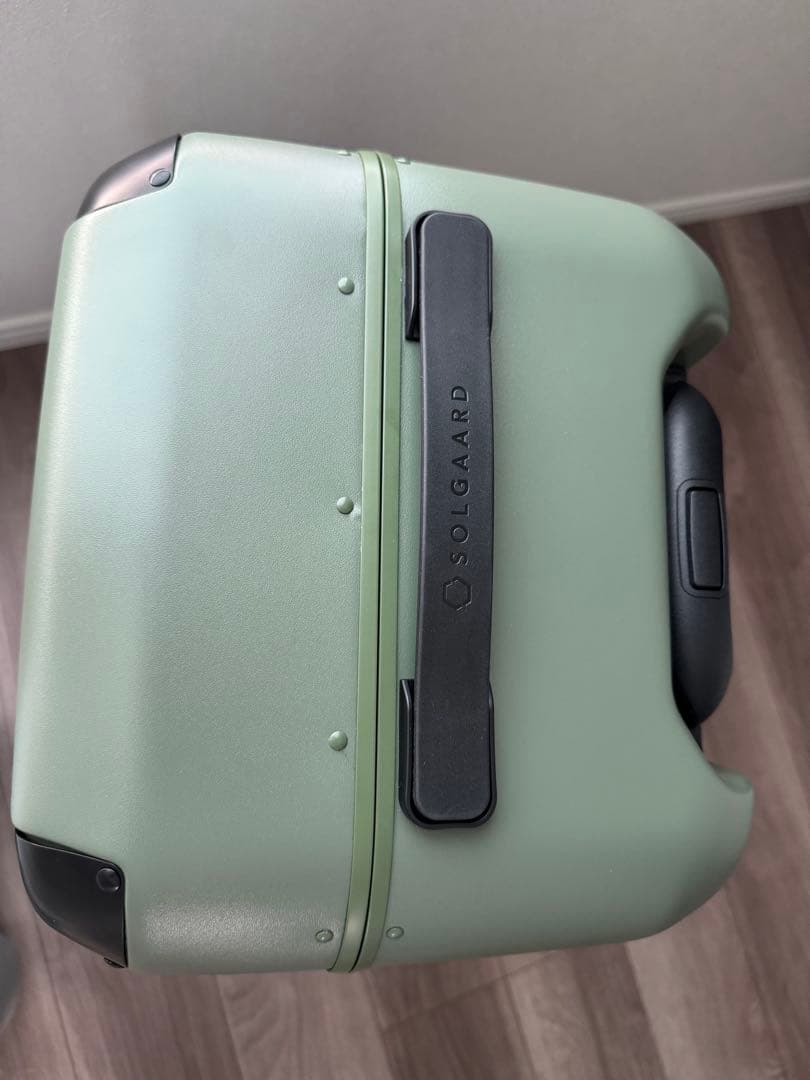 SOLGAARD Trunk Closet -M　中型 60L　時短スーツケース