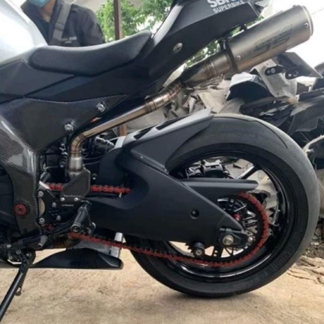 【新品】ZX25R ZX4R スイングアームカバー リアフェンダー ZX6R