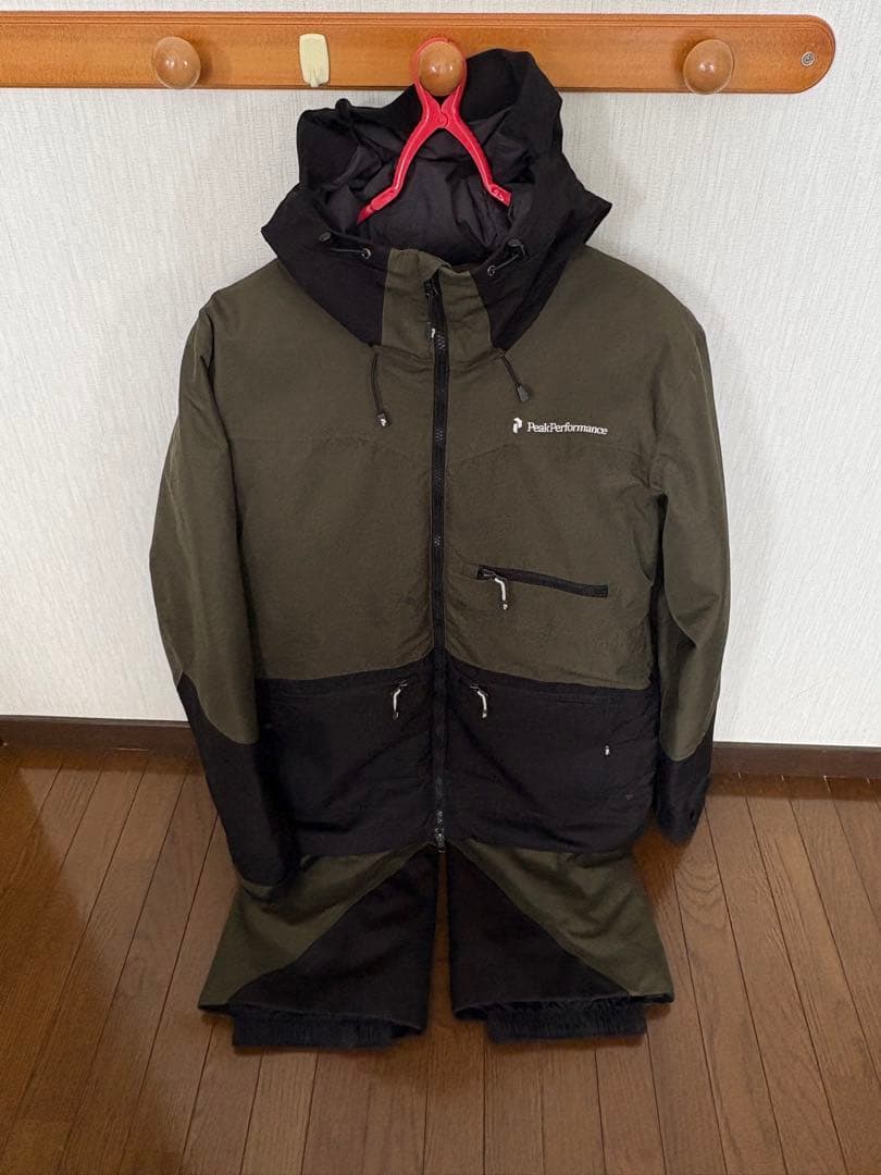 Peak Performance 　スキーウェア　GREY HAWK Mサイズ