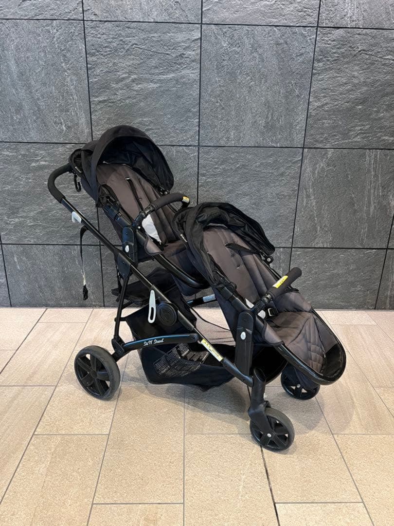 【毎日値下げ！】BabyTrend（ベビートレンド）　二人乗りベビーカー