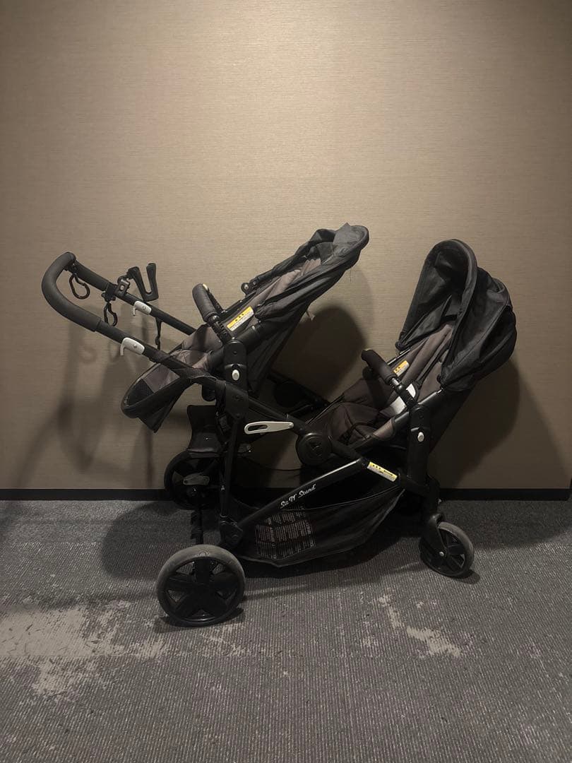 【毎日値下げ！】BabyTrend（ベビートレンド）　二人乗りベビーカー
