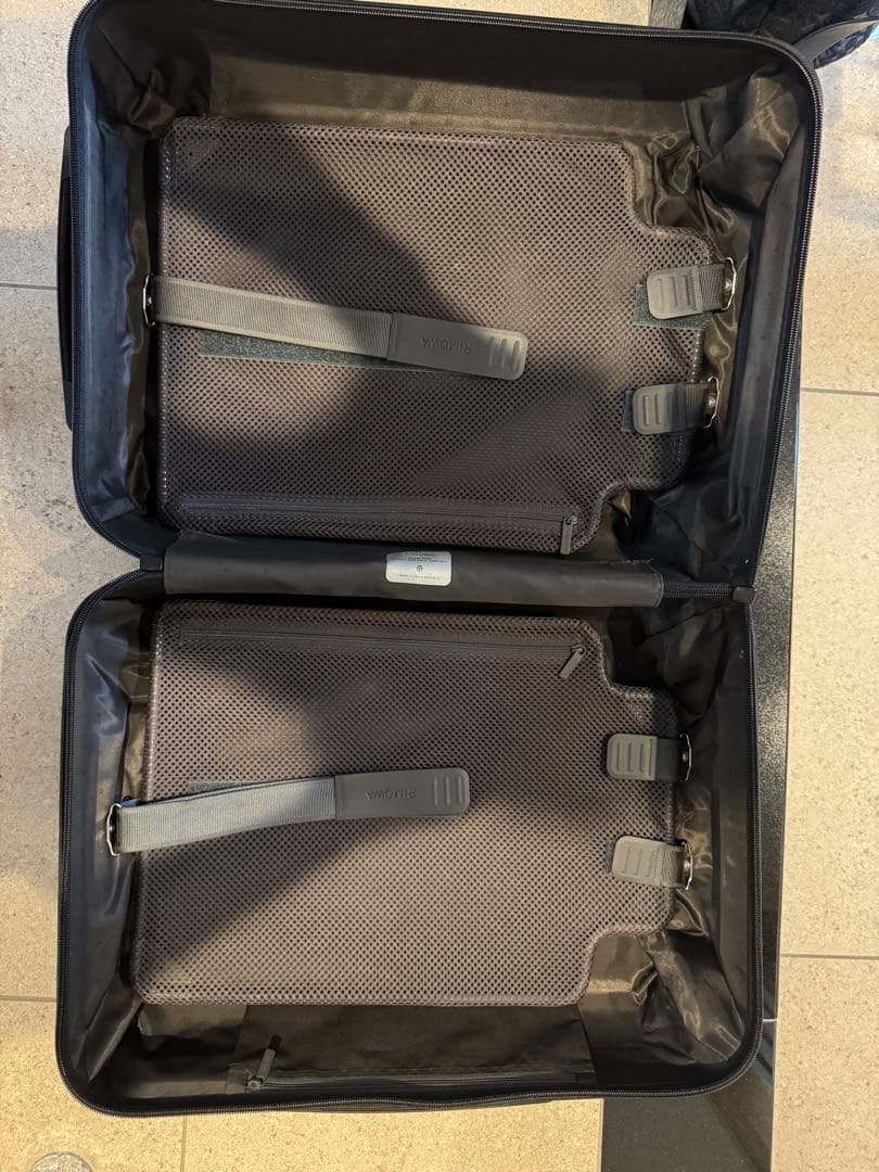 訳あり RIMOWA Essential Sleeve キャビンプラス ポケ破損