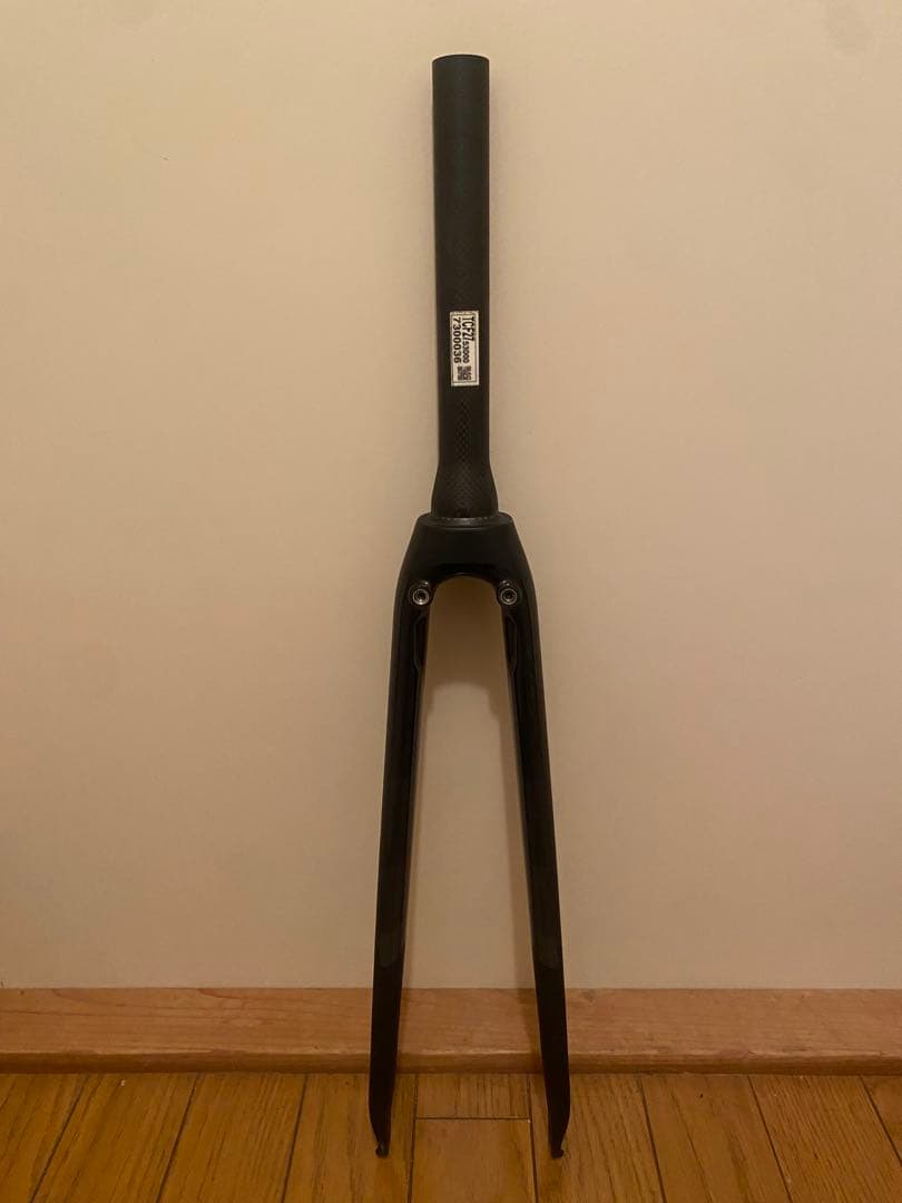 ロードバイク カーボンフォーク
