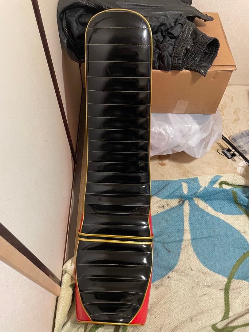 xjr400 4HM 3段シート　即購入可　値下げ不可