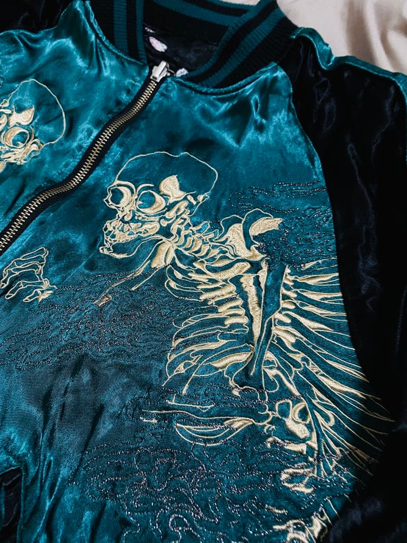 絡繰魂 スカジャン 日本限定 骸骨と桜刺繍 ２面用　レーヨン　　unisex