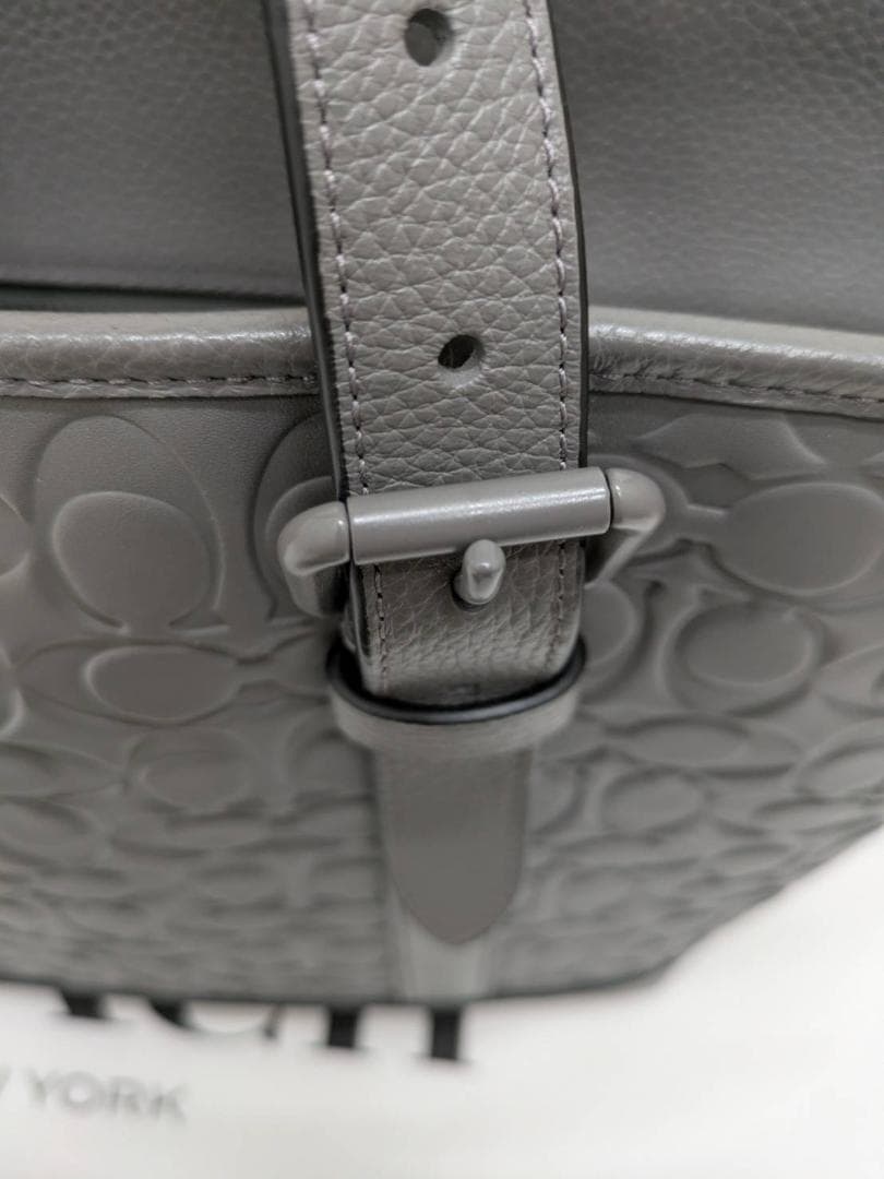 【新品未使用】COACH ワーナー トート バッグ・シグネチャー レザー