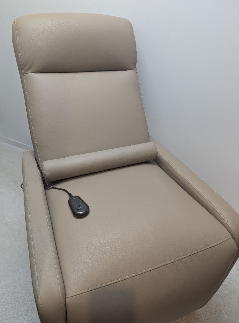 【GANA】電動リクライニングチェア マツエク　エステ　ネイル