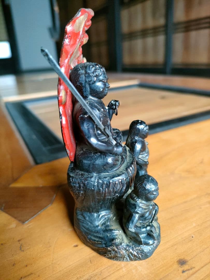 か*ん様 仏教美術 不動明王 三尊像287g　高さ11cm　厨子