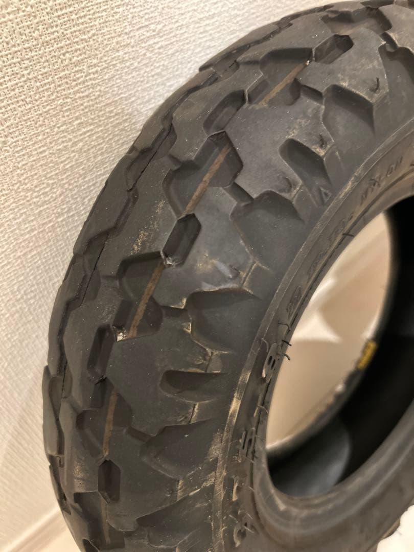 ダンロップ　DUNLOP K232 3.75-8 絶版レアタイヤ