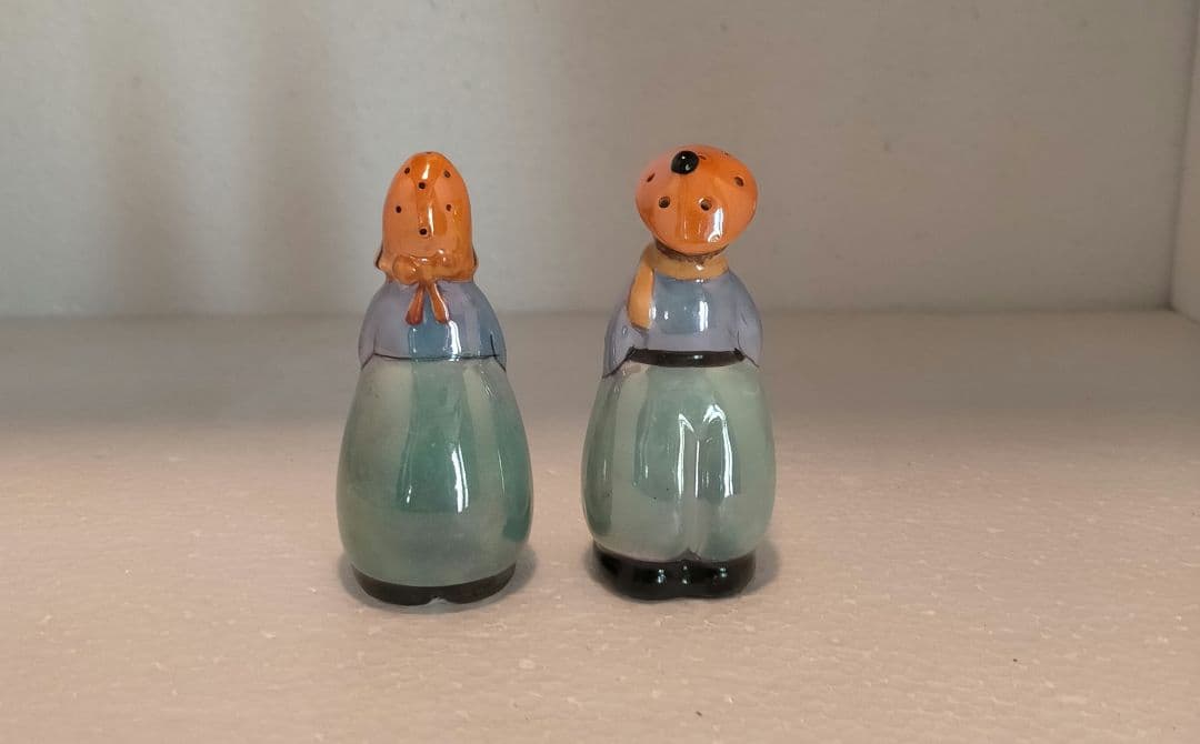 オールドノリタケ　ラスター彩　オランダ少年少女