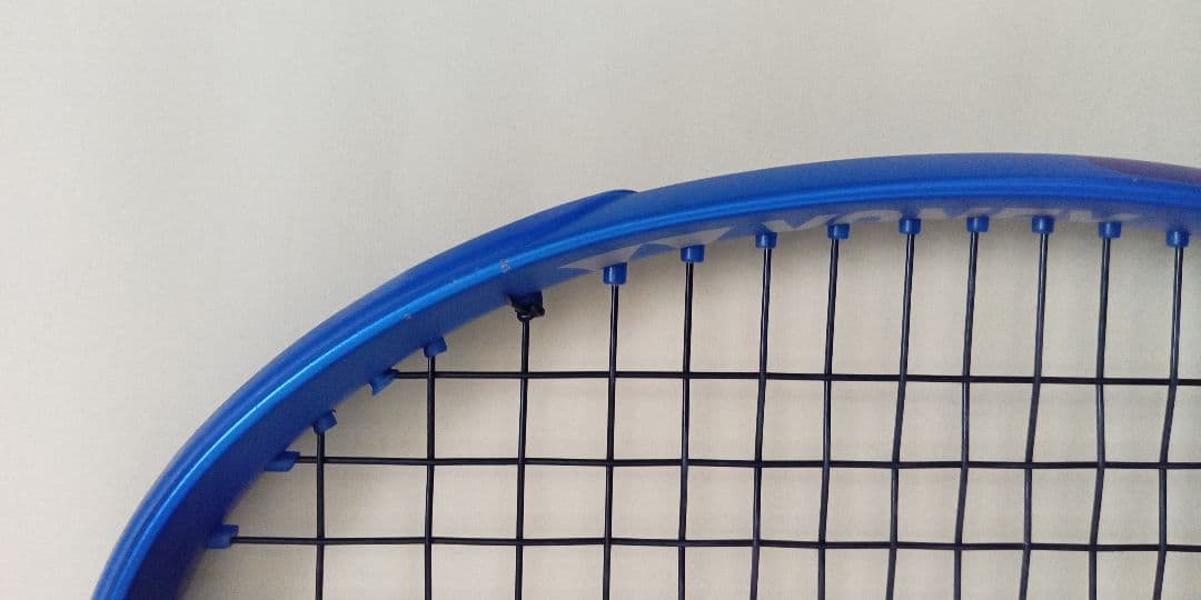 YONEX EZONE 100 テニスラケット(ⅠT様用)