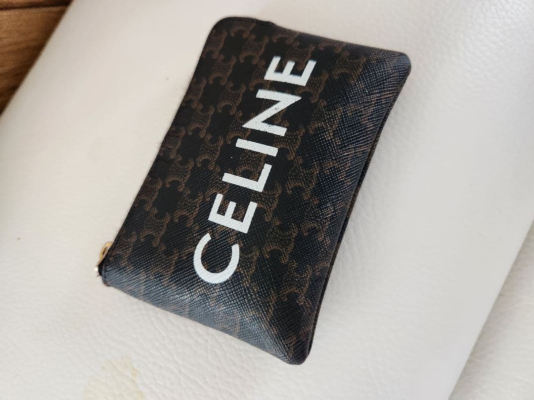 CELINE ケース ダークブラウン
