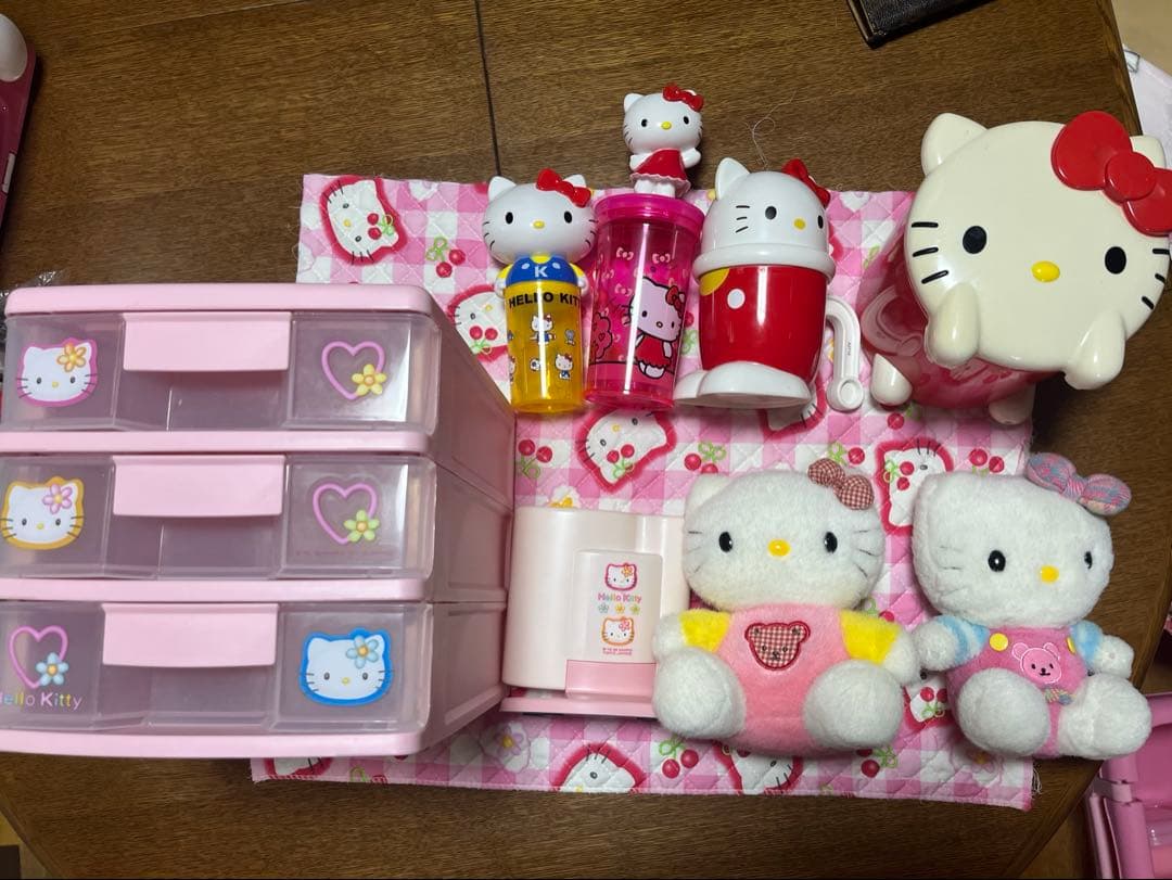 キティ　カオハナ　小物入れ　ペン立て　ティッシュカバー　小物入れ　三段ボックス