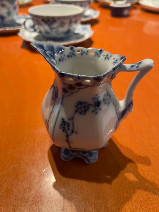 ロイヤルコペンハーゲン　フルレース顔つきクリーマー