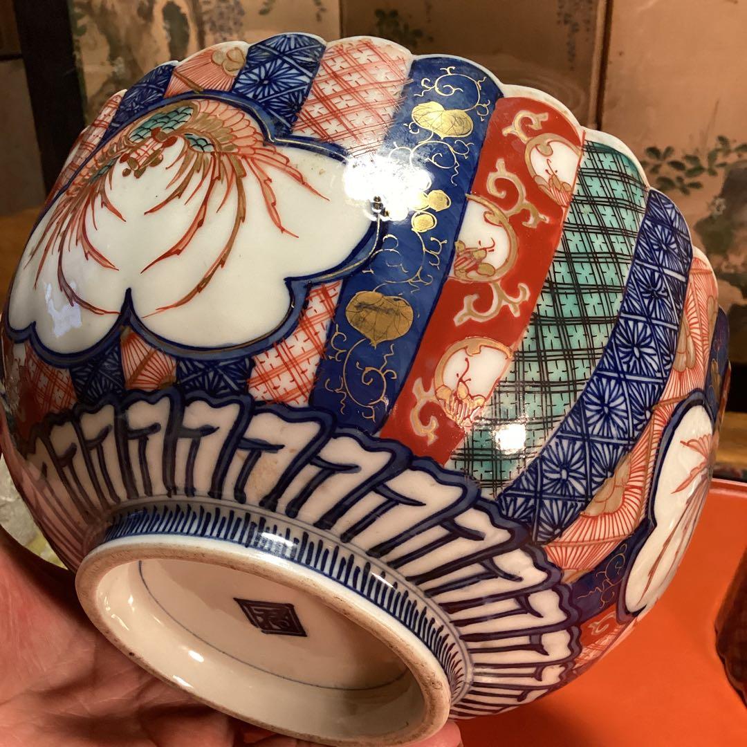 A1034 大聖寺伊万里　鉢　金襴手　菊花型　打ち抜き手　2客