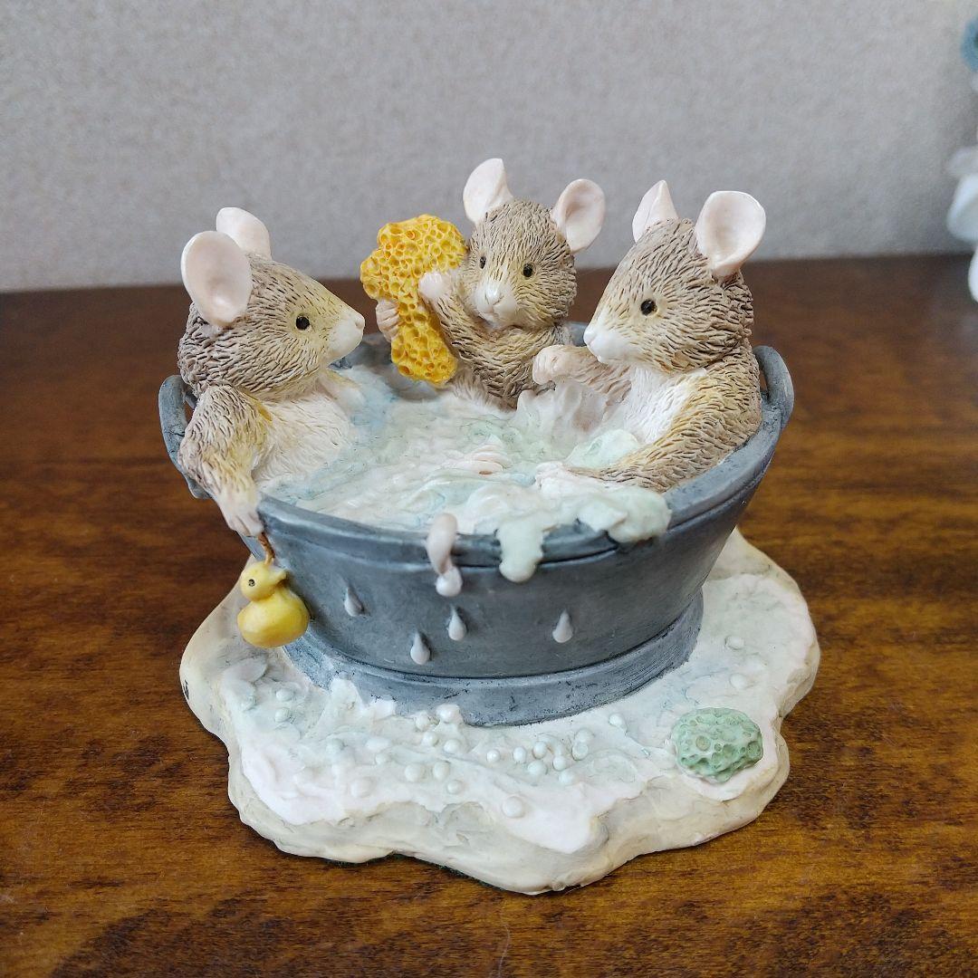 ボーダーファインアーツ ブランブリーヘッジ BH73 ベビーズ イン ザ バス