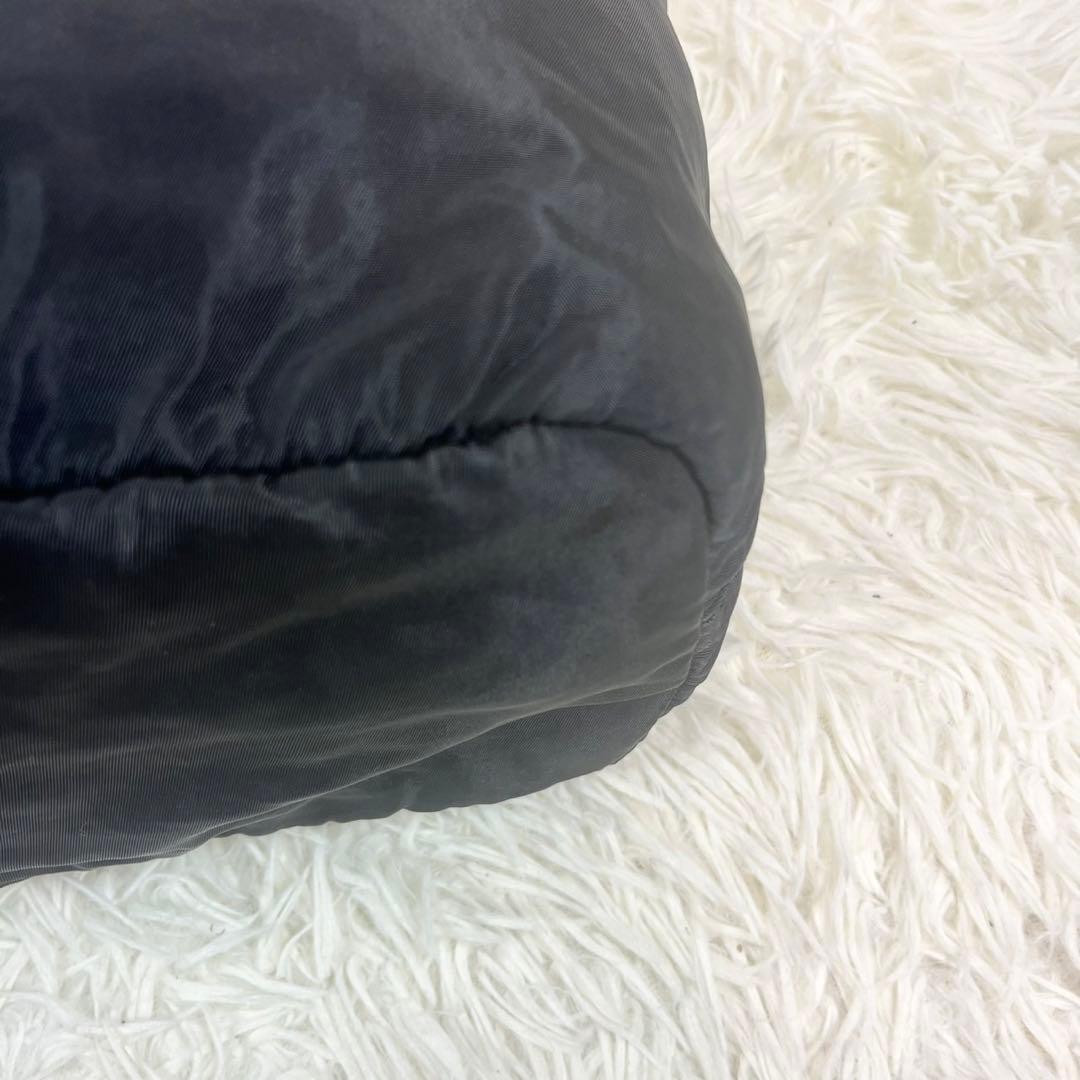 PRADA プラダ ポーチ マルチケース 小物入れ 巾着型