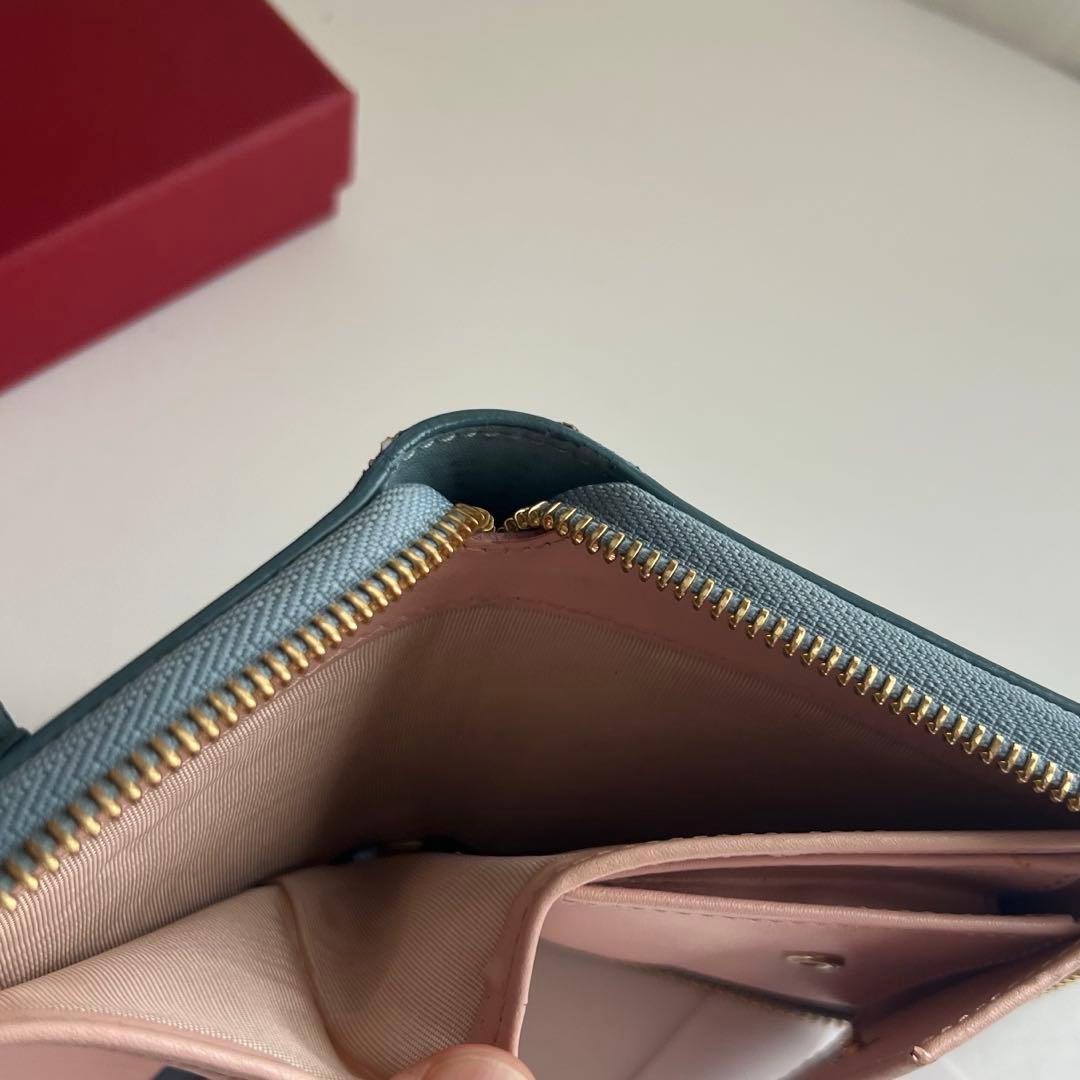 67 美品 Ferragamo サルバトーレフェラガモ 2つ折り財布