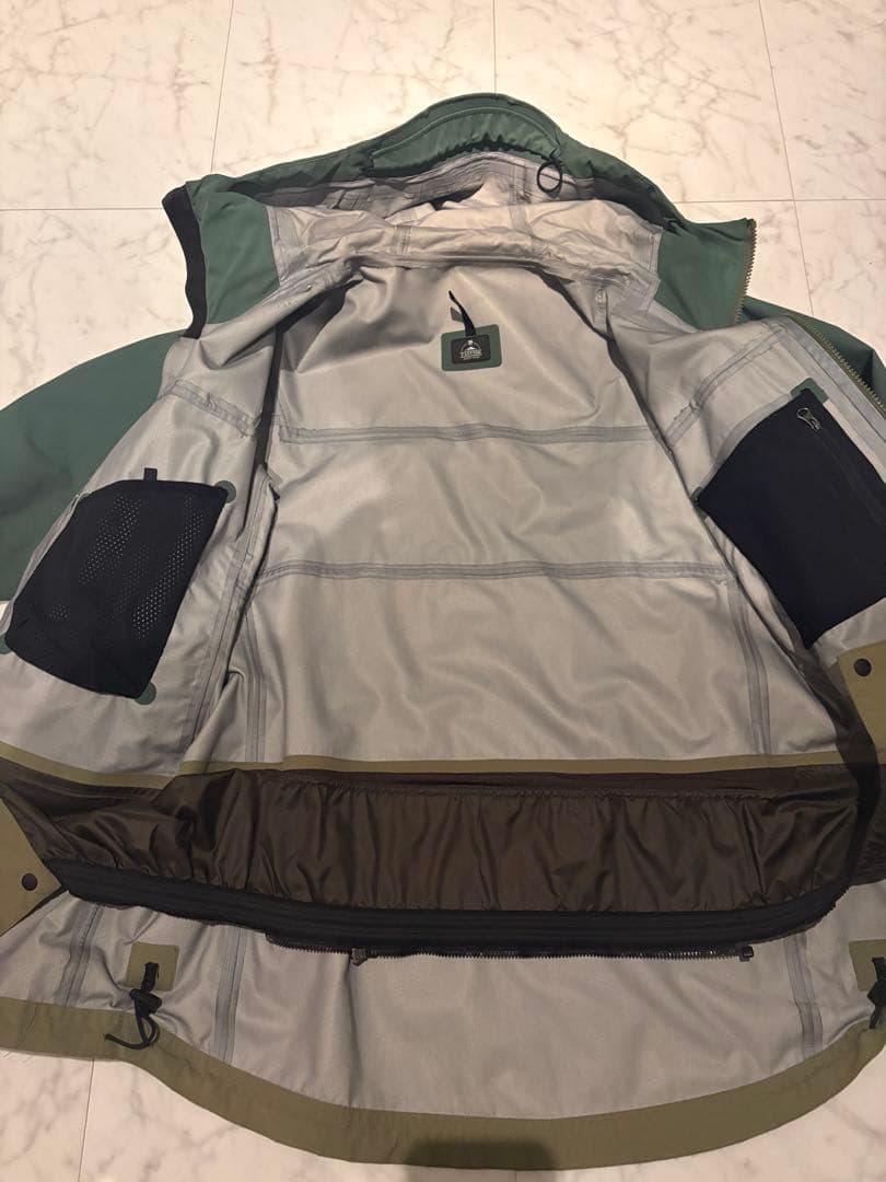 ロッシ P.RHYTHM outerwear 上下セット　Mサイズ