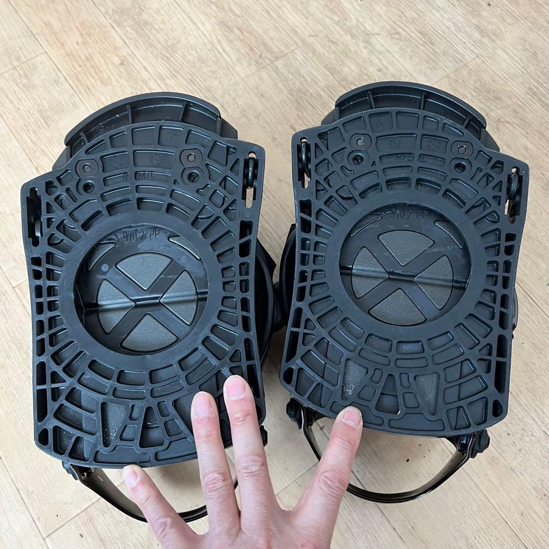 初めてのスノーボードに！MLサイズ 4×4 バートン 3D 対応ビンディング！